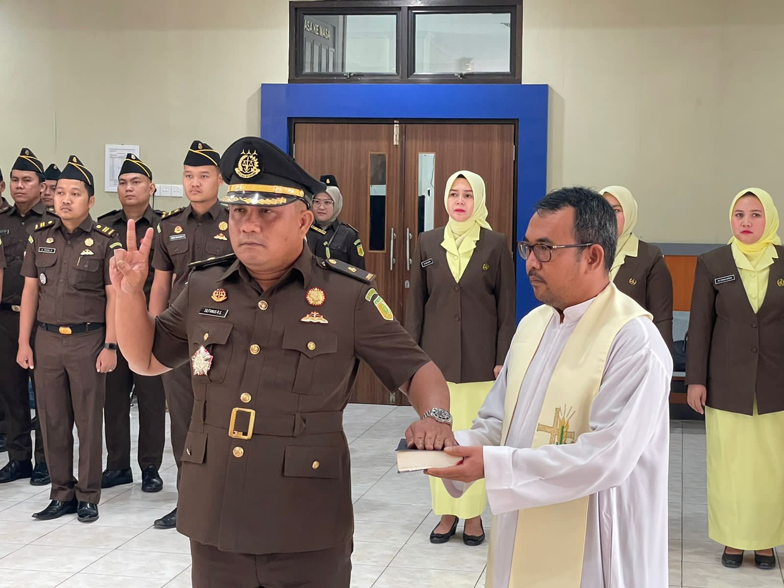 Kajari Pimpin Pelantikan dan Sertijab 2 Kepala Seksi di Kejari Bungo Jambi