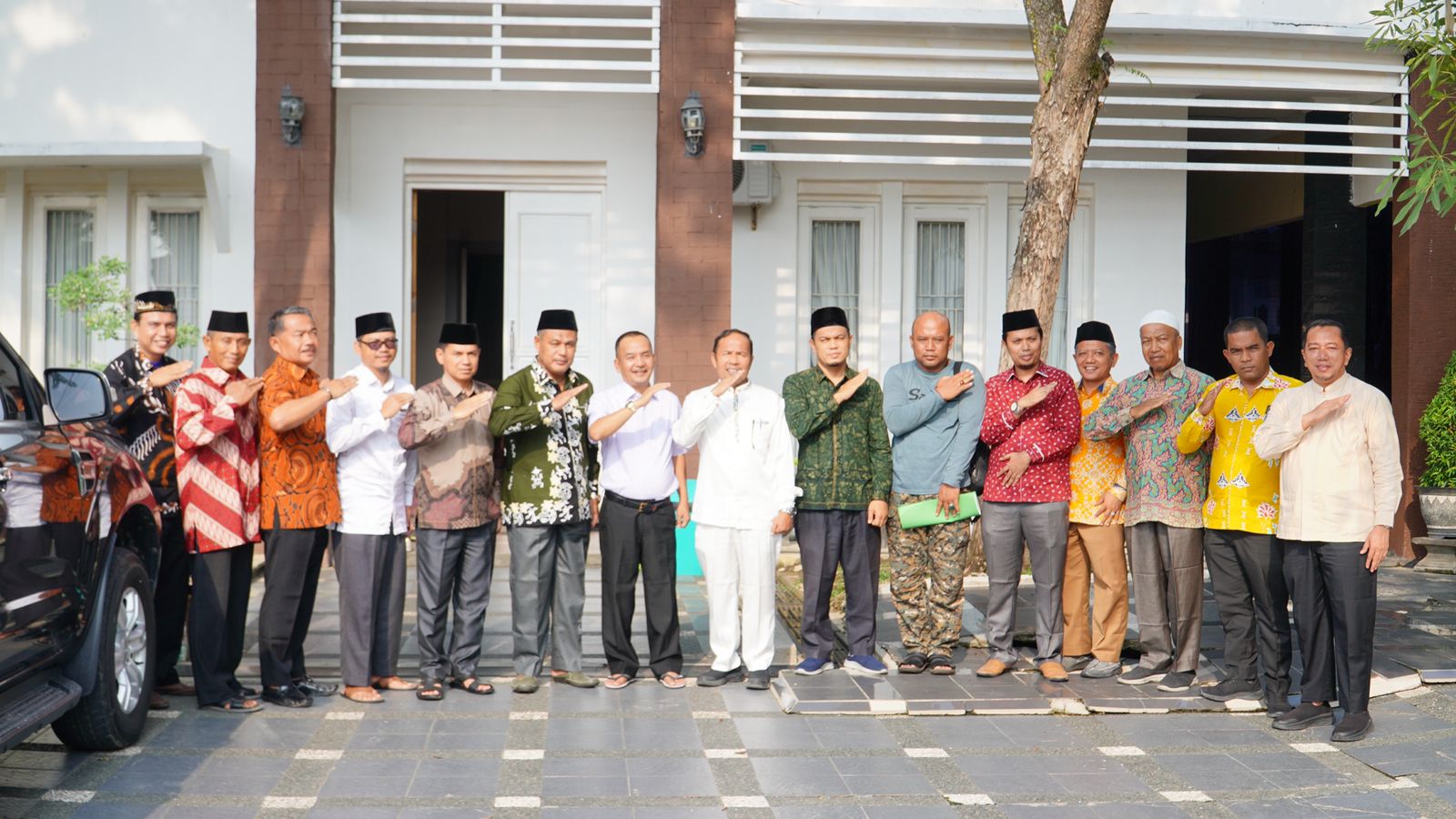 Pj Bupati Kampar Terima Kujungan Silaturahmi FKUB Kampar di Rumah Dinas