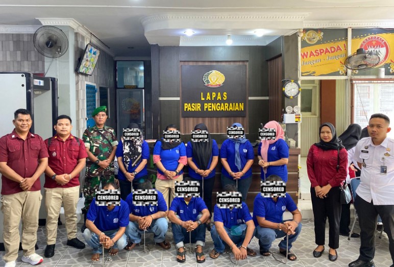 Mutasi 10 Napi di Lapas Pasir Pengaraian Berjalan Aman di Bawah Pengawalan Ketat