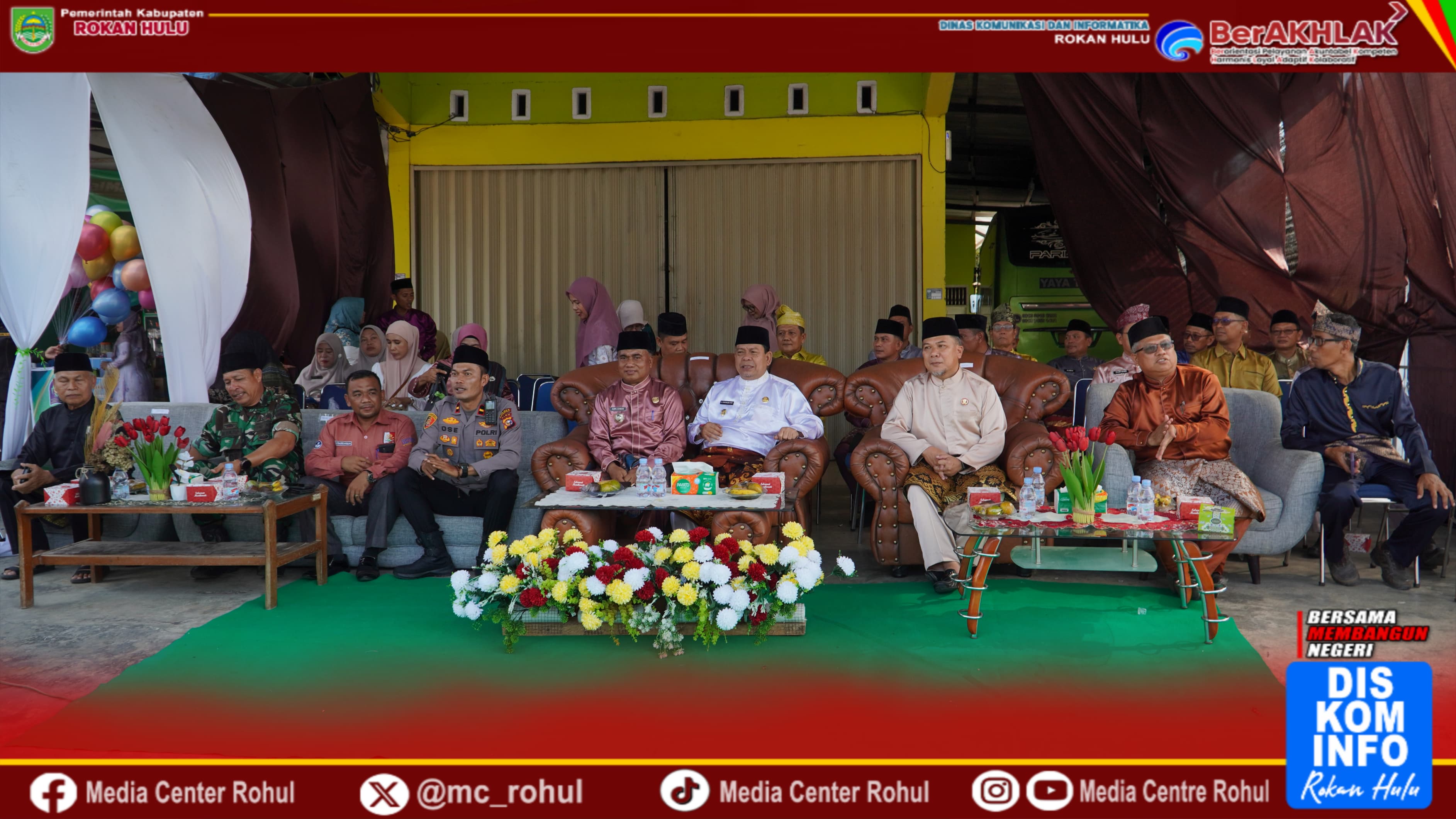 Wabup Syafaruddin Poti Hadiri Pawai Taaruf MTQ Ke-12 Kecamatan Rambah Samo