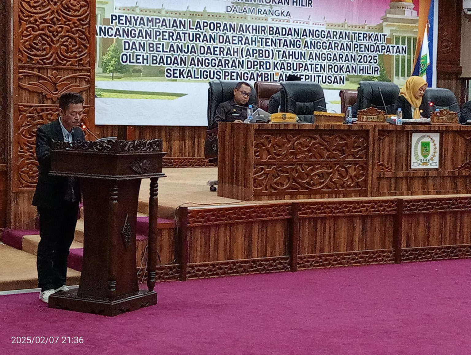 Bupati Rohil Sampaikan Pandangan Akhir Pemerintah Atas Laporan Akhir Banggar Terkait Ranperda