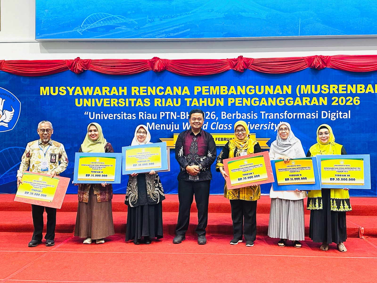 Sabet 4 Penghargaan Bergengsi di UNRI: FISIP Gebrak Musrenbang 2025 Dengan Torehan Prestasi Gemilang