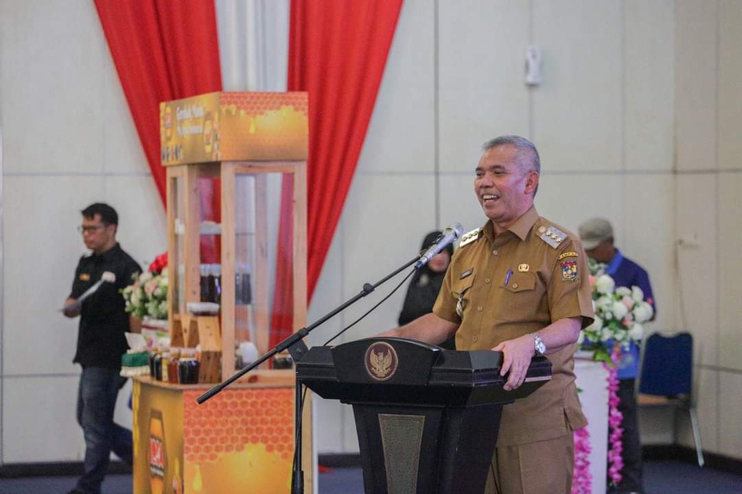 Kembangkan UMKM Kampar , Kamsol Nuka Seminar Kewirausahaan Internasional Lebah dan Kelulut