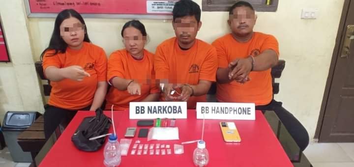 Sedang Asyik Pesta Narkoba, Dua Pasangan Muda di Rohul Diamankan Unit Reskrim Polsek Rambah Hilir