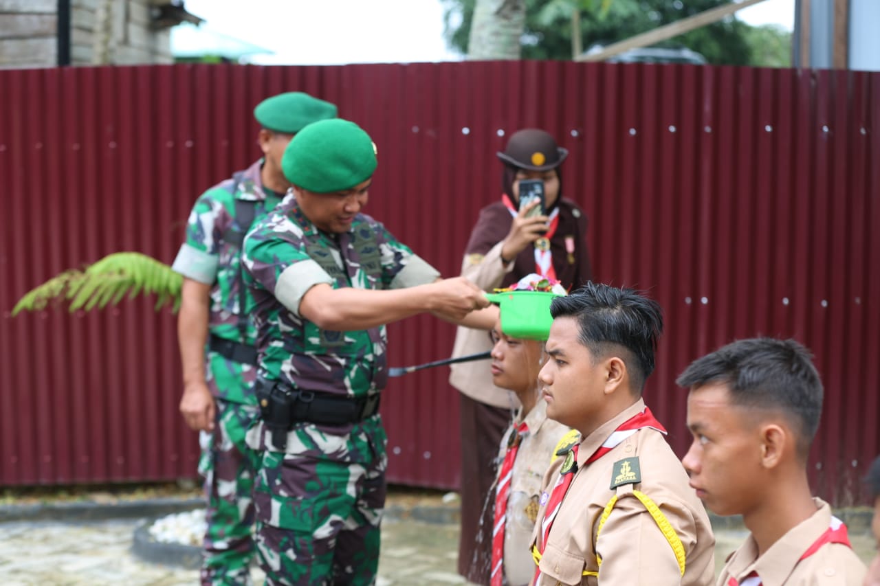 Dandim 0313/KPR Pimpin Upacara Penutupan dan Pengukuhan Kegiatan Pramuka Saka Wira Kartika
