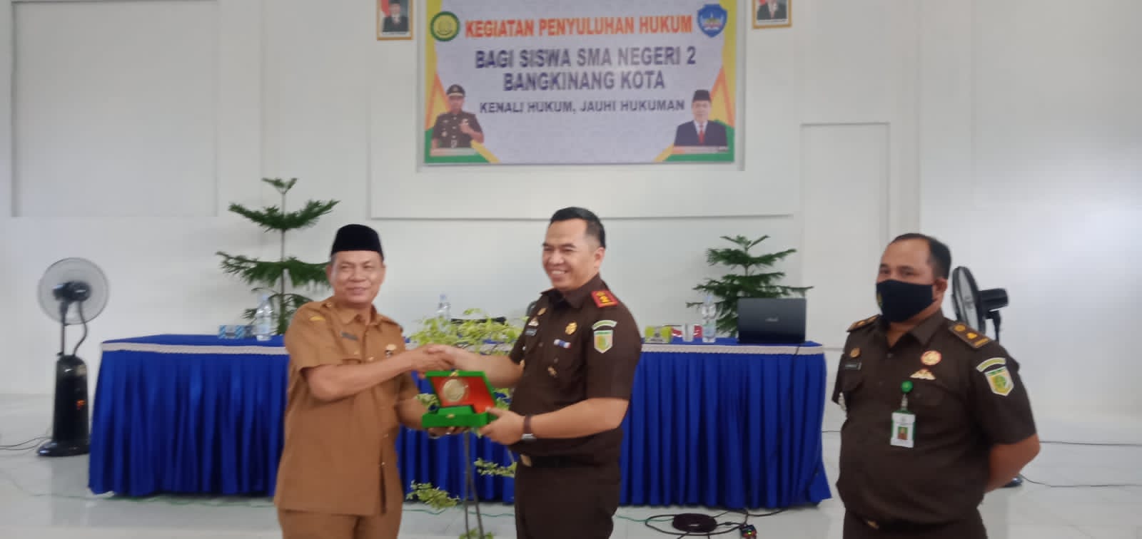 Kejari Kampar Berikan Penyuluhan Hukum di SMAN 2 Bangkinang Kota