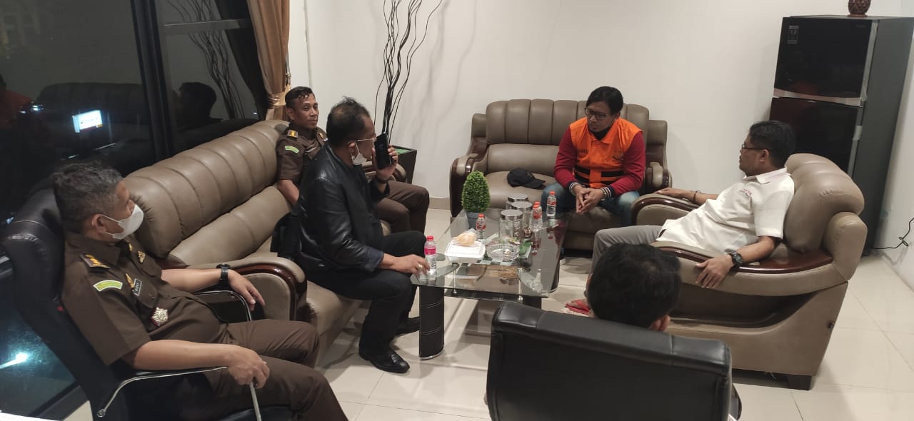 Tim Tabur Kejati Riau Berhasil Amankan KTA di Malang, Dugaan Tipikor Irna RSUD Bangkinang