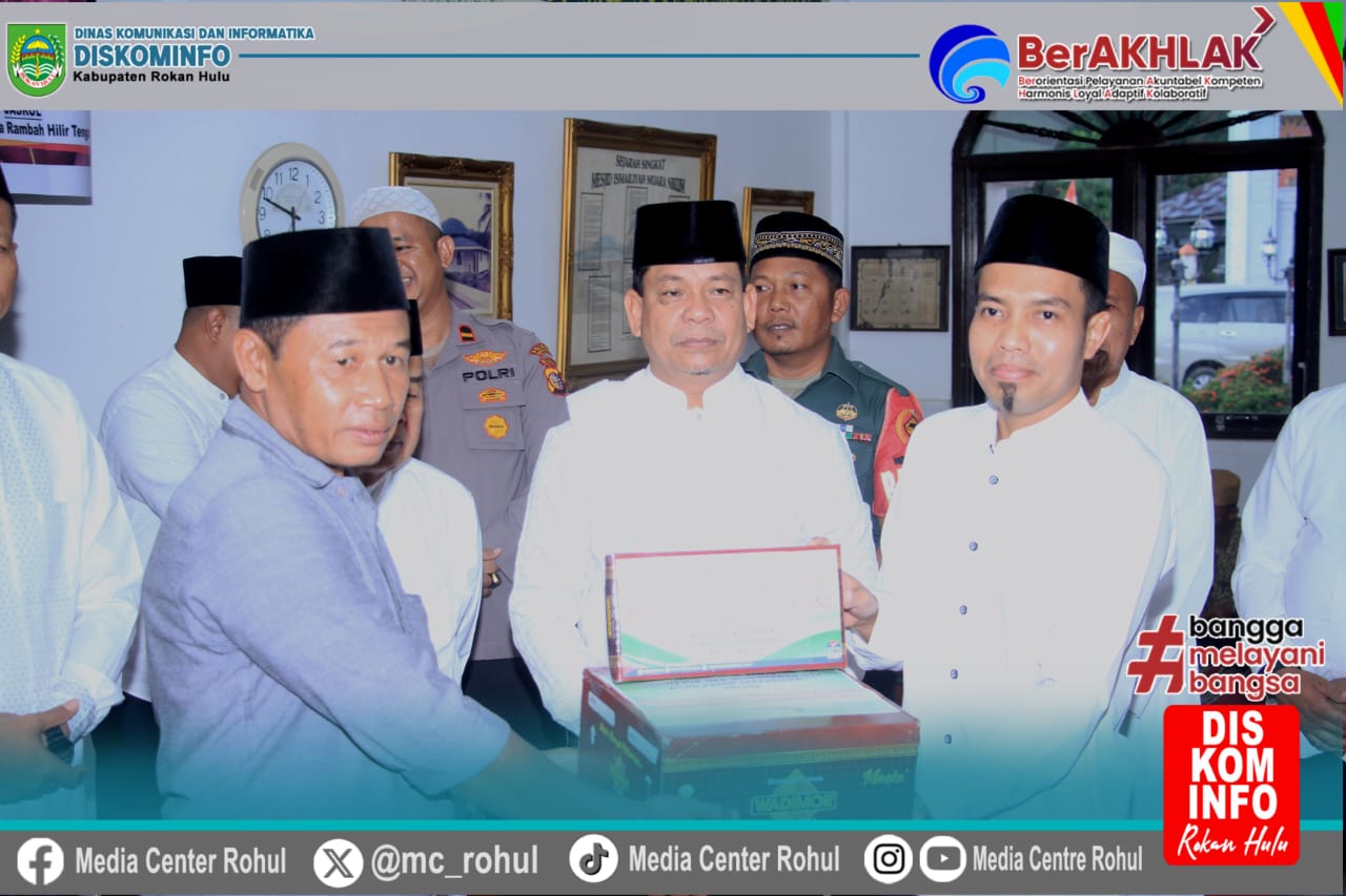  H.Syafaruddin Poti Kunjungi Kecamatan Rambah Hilir pada Safari Ramadhan 1446 H