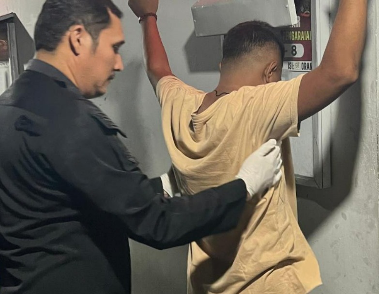 Sidak Malam Lapas Pasir Pengaraian Geledah Kamar Hunian Warga Binaan