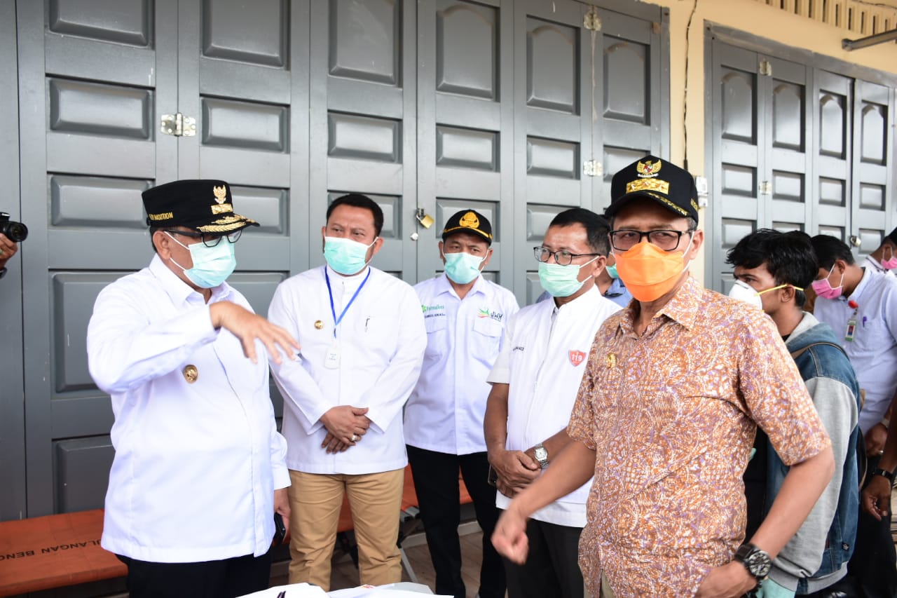 Bupati-Kampar-dampingi-pertemuan-Gubernur-Riau-dan-Sumbar-di-perbatasan.