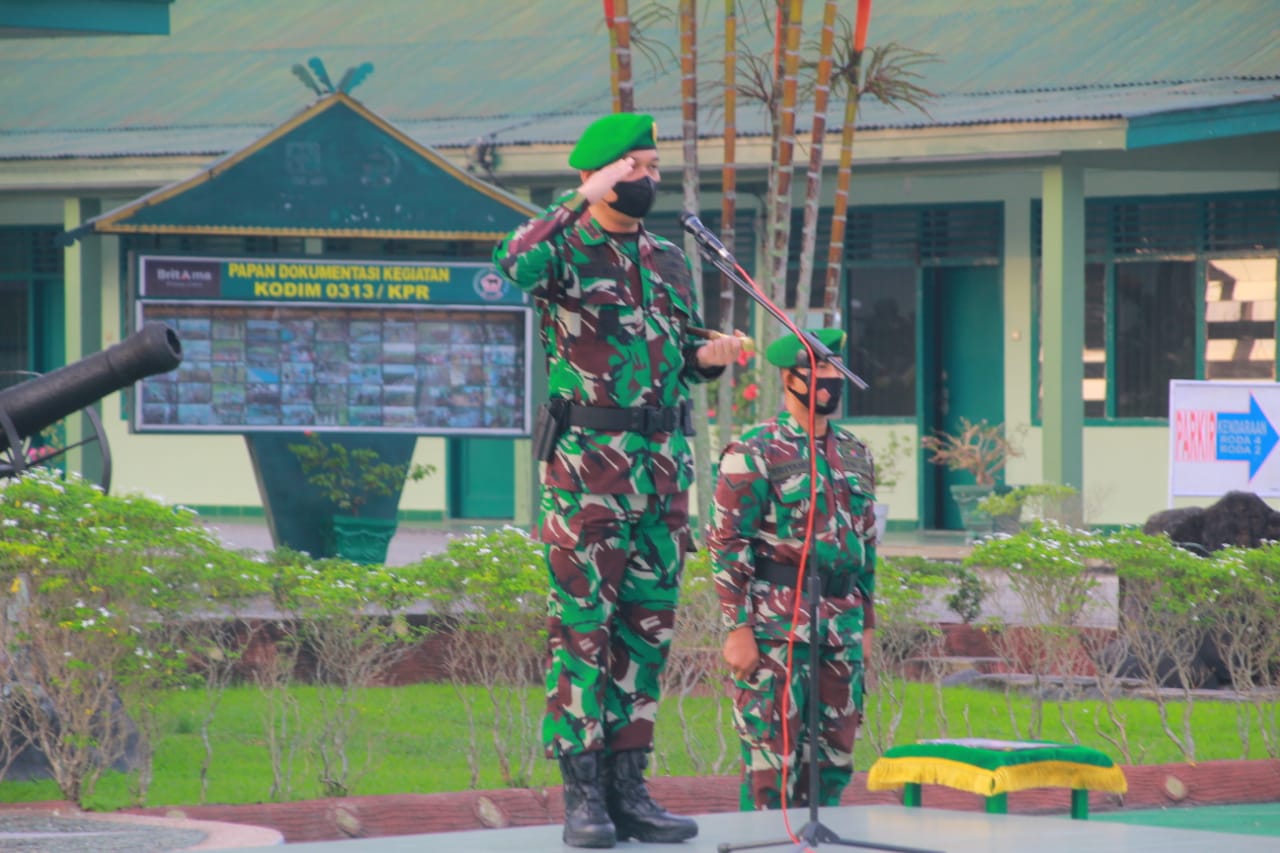 Gelar Upacara 17 an, Dandim 0313/KPR Sampaikan 7 Poin Penekanan Kasad