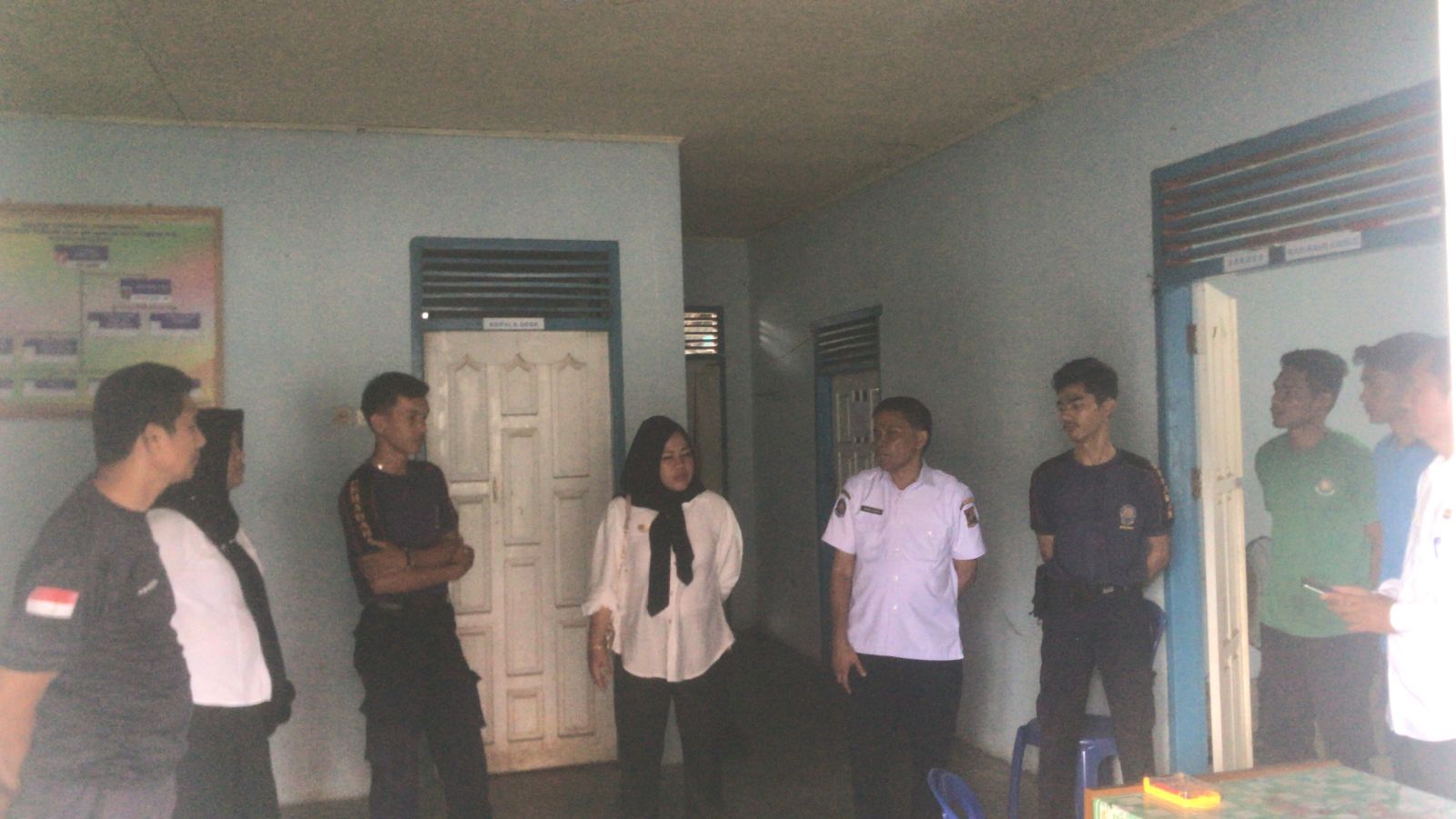 Kadis Damkar dan Penyelamatan Kampar, Henry Dunan Tinjau Posko di Kecamatan