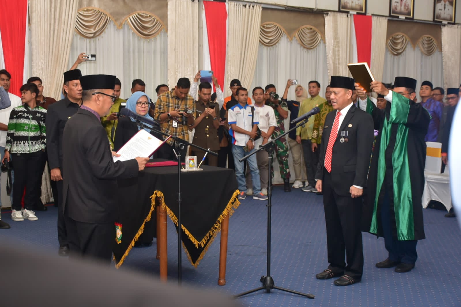 Hambali Dilantik Sebagai Sekda Kampar, Ini Pesan Pj Bupati Firdaus