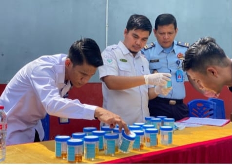 Lapas Teluk Kuantan Terima 500 Pcs Alat Test Urine, Kalapas Sampaikan Hal Ini