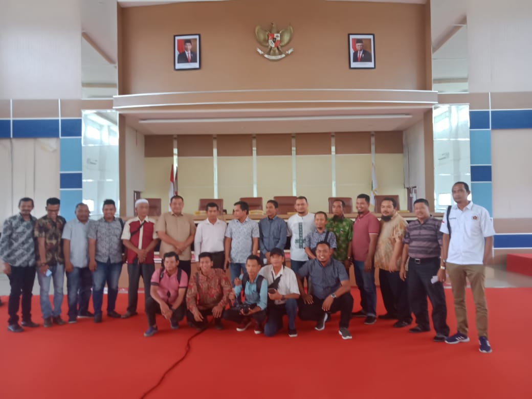DPRD-Rohil-Gelar-Temu-Ramah-Bersama-Wartawan