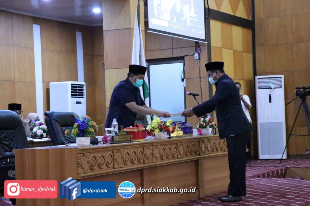 RAPAT PARIPURNA DPRD KABUPATEN SIAK MASA PERSIDANGAN II TAHUN 2019 /2020