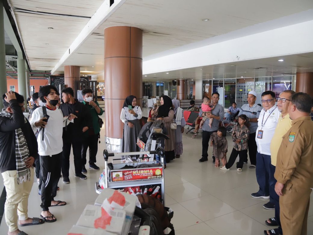 Akibat Konflik dan Perang Saudara di Sudan, 18 Mahasiswa Asal Rohul Dipulangkan ke Tanah Air