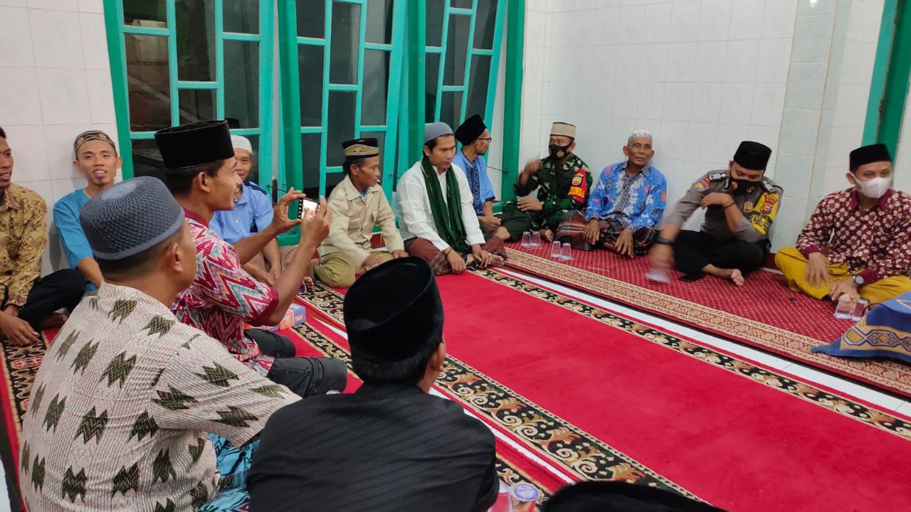 Babinsa Koramil 04/Kuras Hadiri Giat Safari Ramadhan di Desa Bukit Gajah