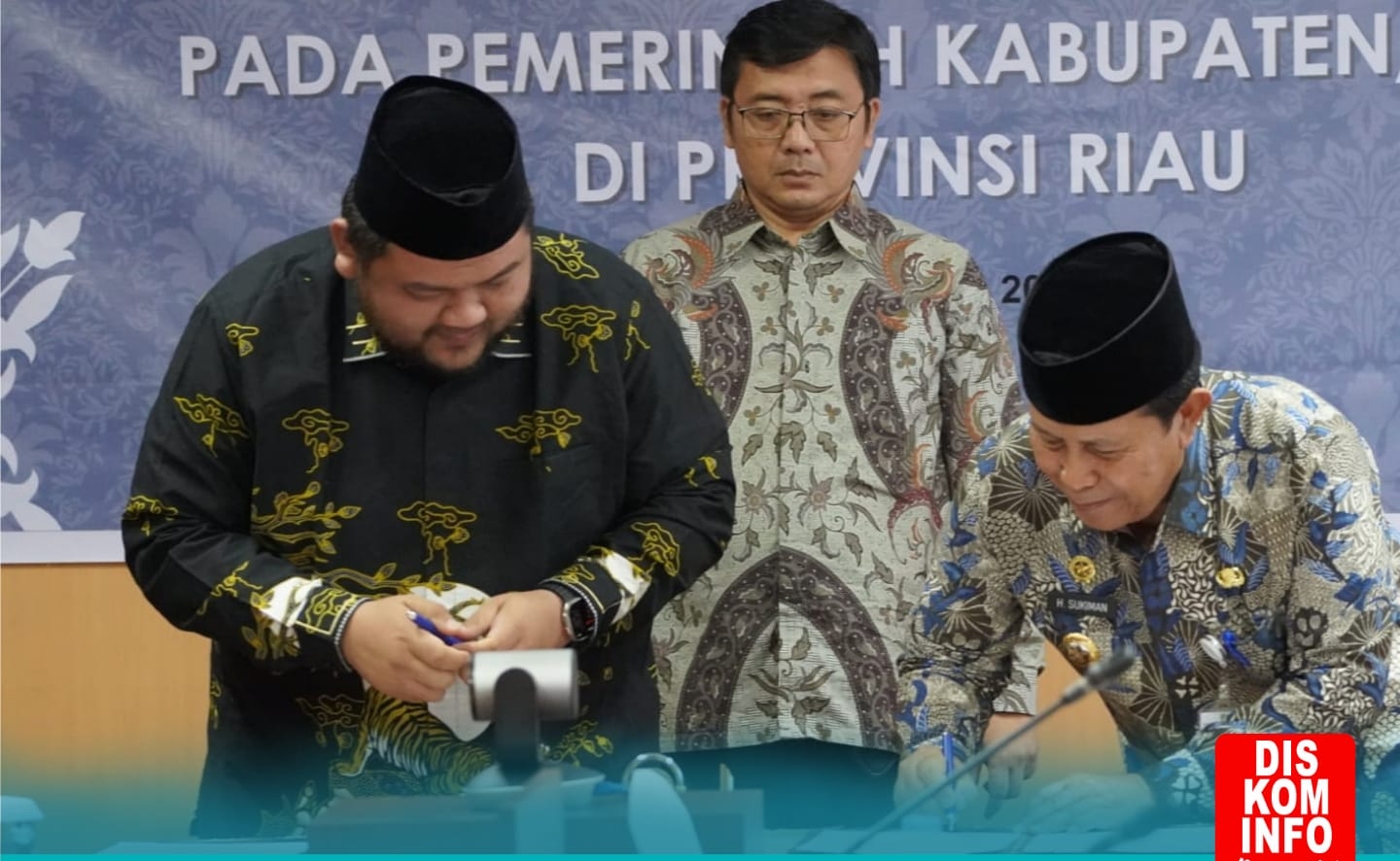 Bupati Sukiman Terima LHP LKPD 2022, Pemkab Rohul Kembali Raih Opini WTP dari BPK RI 7 Kali Berturut
