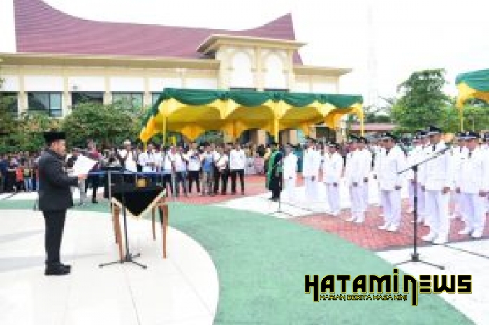 Bupati-Kampar-Lantik-31-Orang-Kepala-Desa