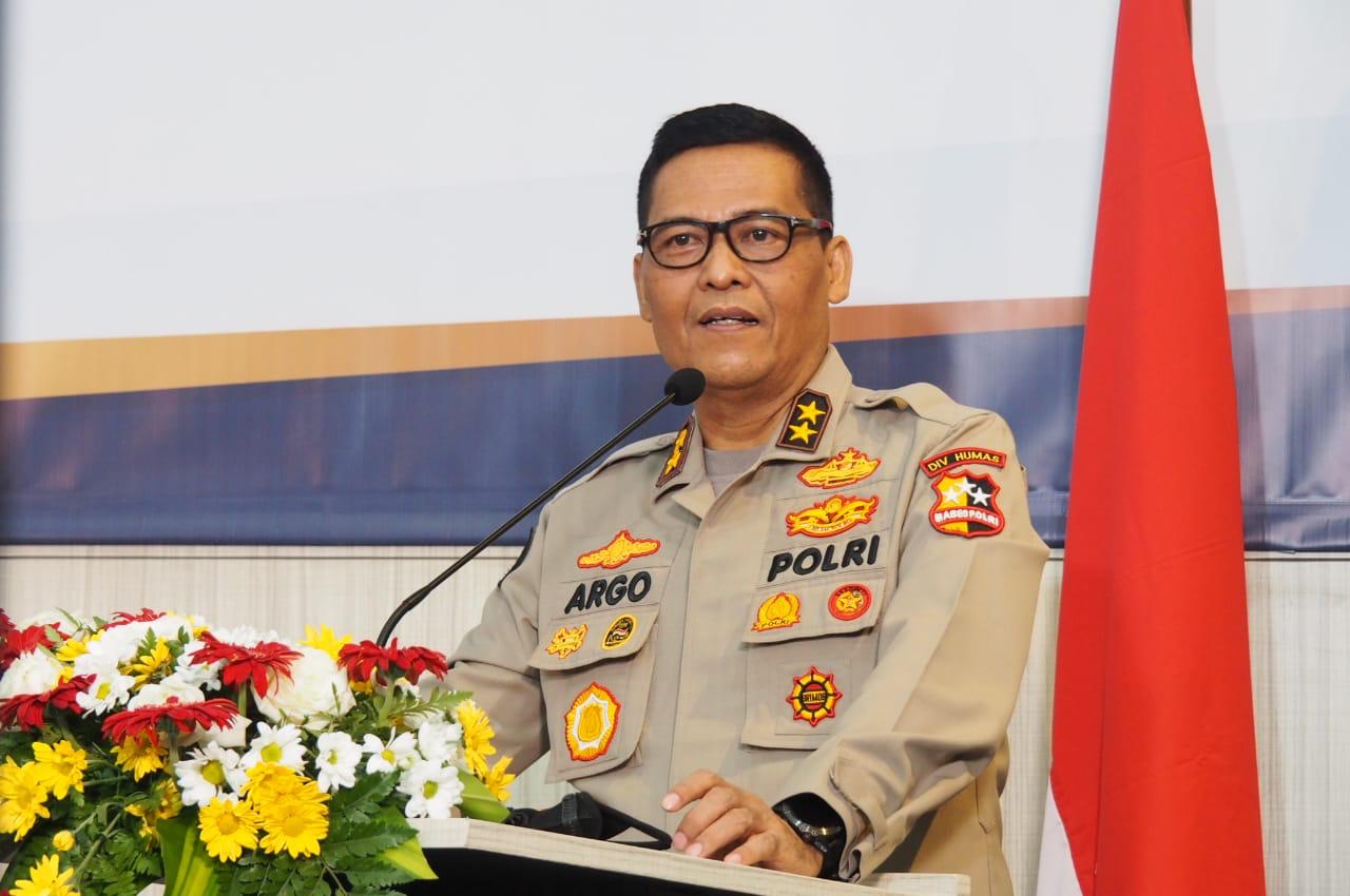 Pedoman Implementasi UU ITE, Kapolri, Jaksa Agung dan Menkominfo Tandatangani SKB