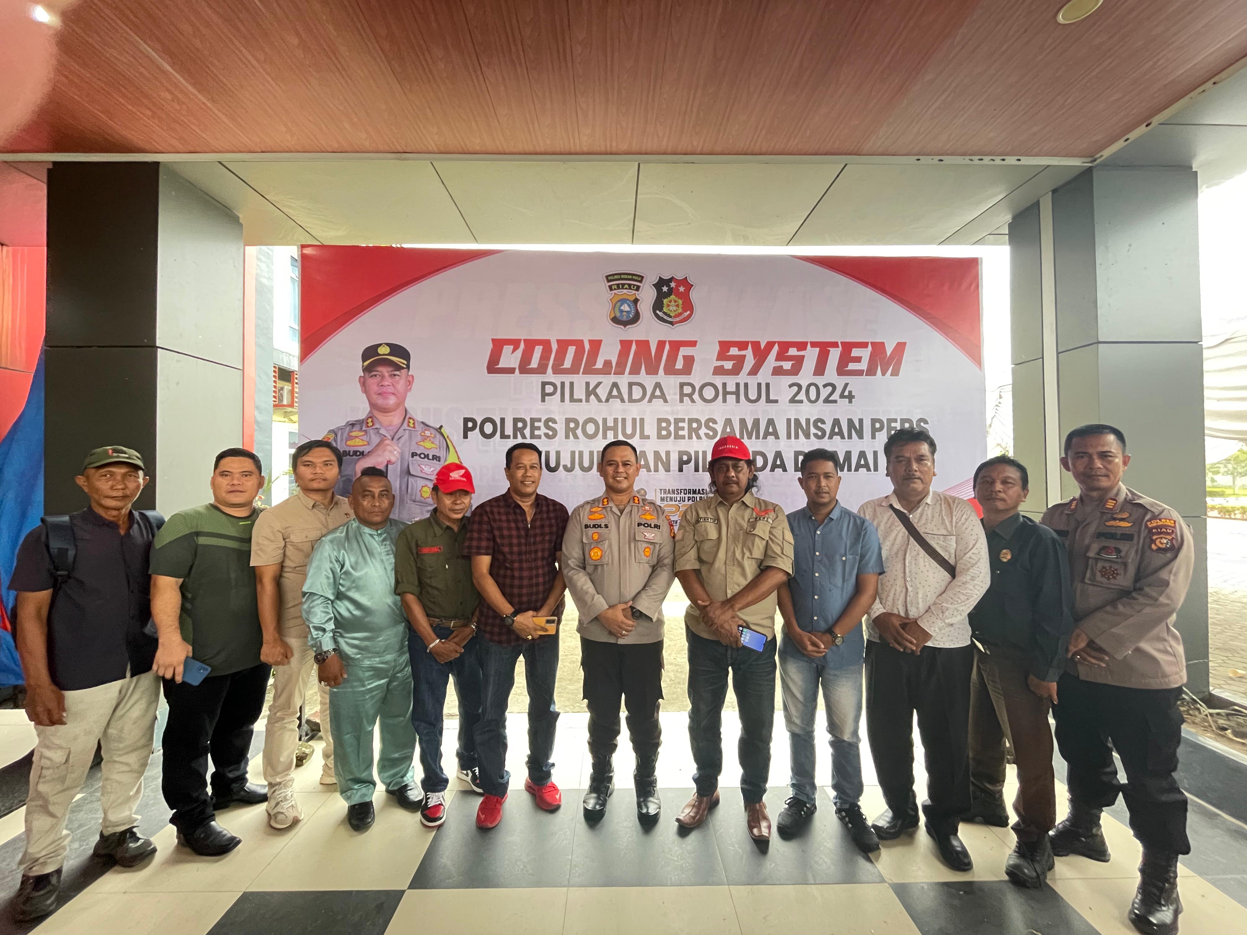 Bersama Insan Pers, Kapolres Rohul Adakan Cooling System Dalam Wujudkan Pilkada Damai 2024