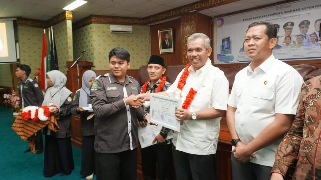 Pj.Bupati Kampar Berikan Apresiasi dalam mendorong Peningkatan Sumber Daya Manusia