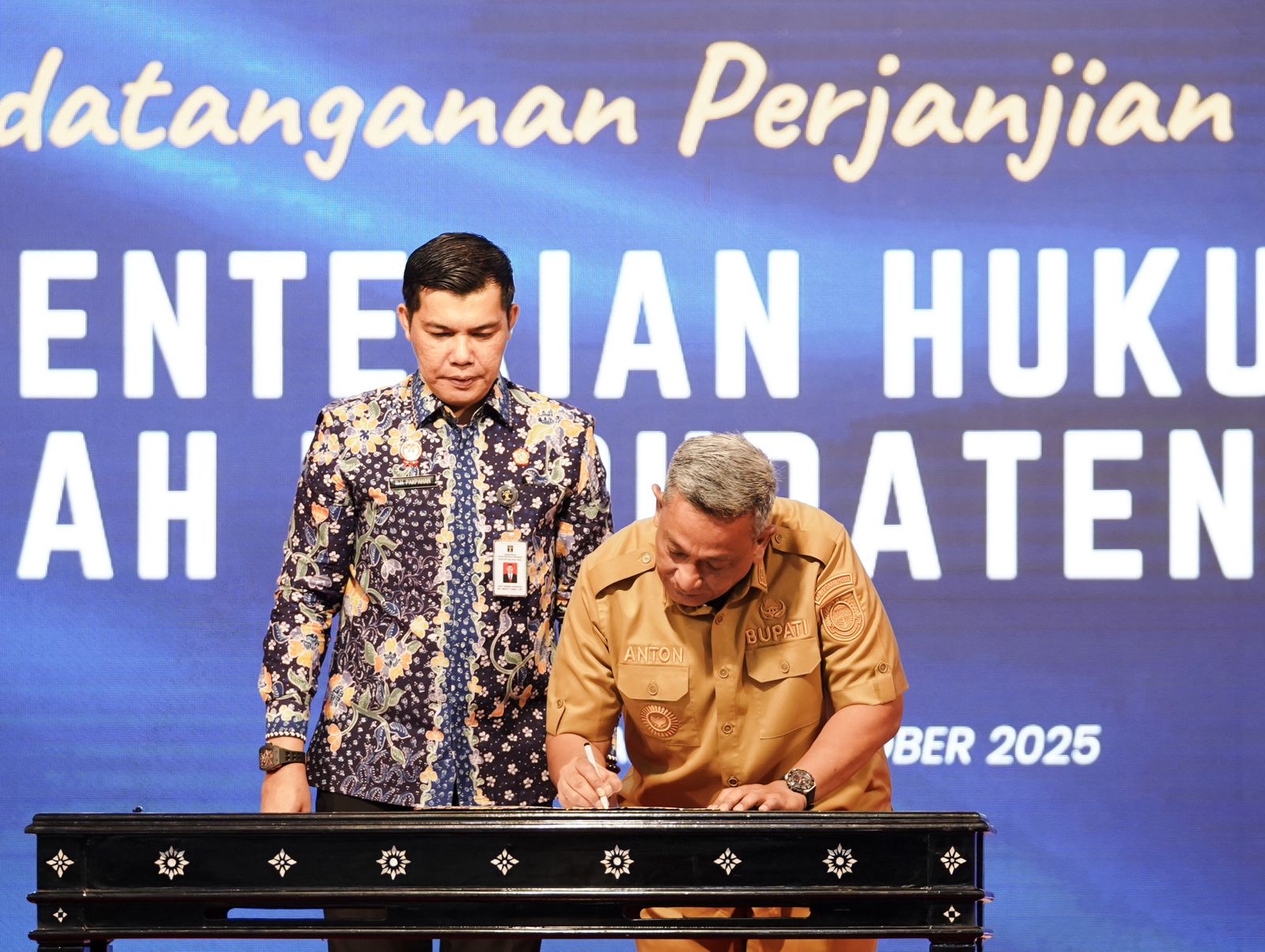 Bupati Rokan Hulu Raih Penghargaan Bergengsi dari Kemenkumham RI, Bukti Komitmen pada Keadilan