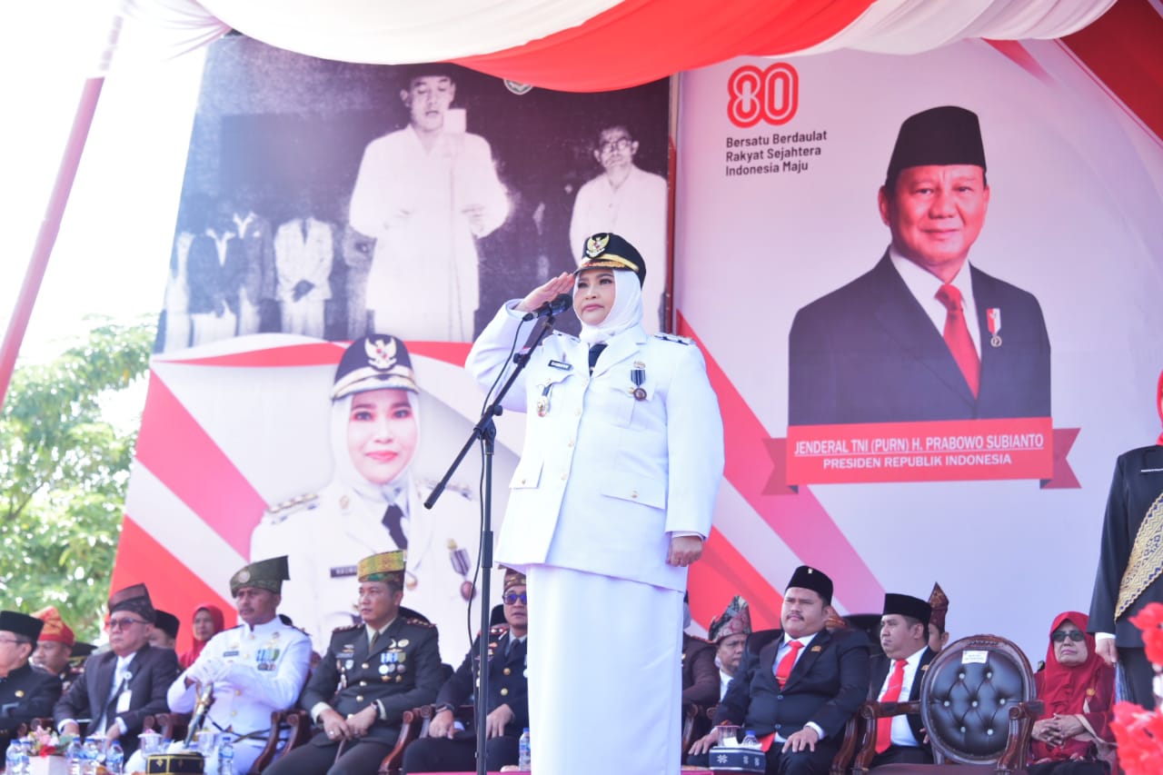 Upacara Detik-Detik Proklamasi Kemerdekaan RI ke-80 Dipimpin Bupati Kasmarni