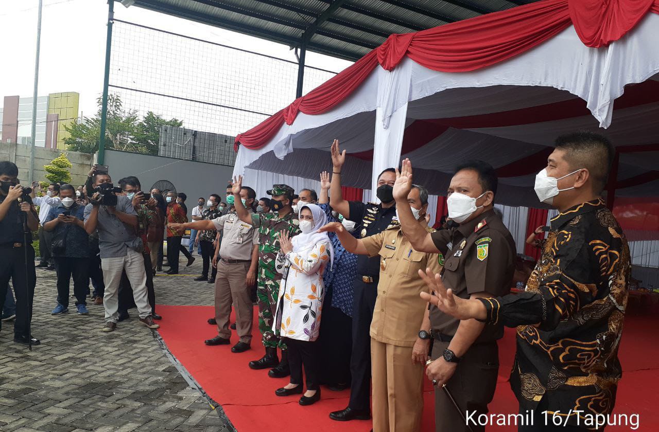 Kapten Arm Alza Septendi Danramil 16/Tapung Kodim 0313/KPR hadiri Kunjungan Gubernur Riau