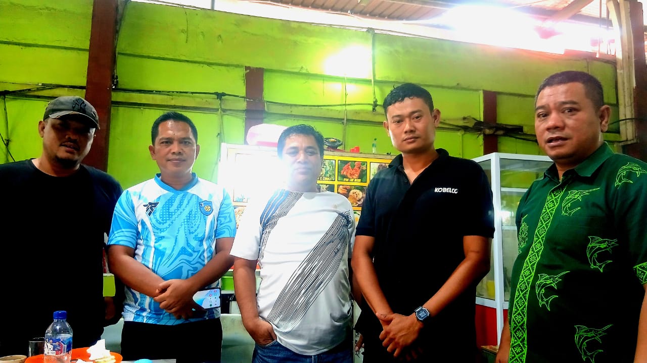 Warga Kampar Terlantar di Batam, KBKK dan Patih Negeri Berikan Bantuan Untuk Pulang