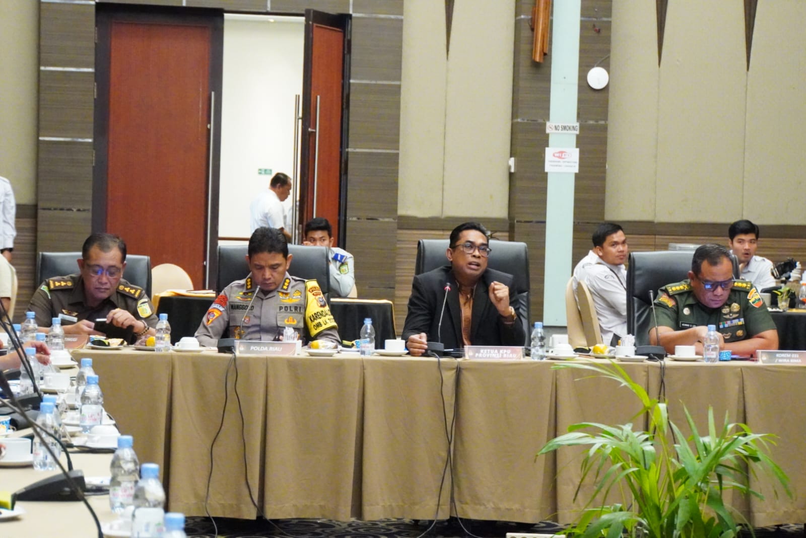 Kasi A Bidang Intelijen Kejaksaan Tinggi Riau Hadiri Kegiatan Focus Group Discussion Pemilu 2024