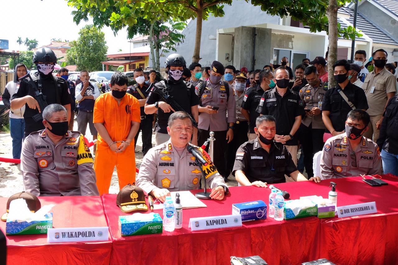 Kunjungi TKP Pengungkapan Sabu 24 KG, Kapolda Riau Ajak Warga Perangi Narkoba.