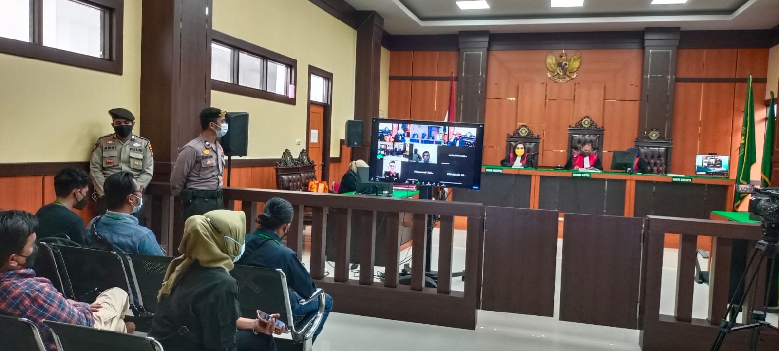 Hakim PN Bangkinang Vonis Anthony Hamzah 3 Tahun Penjara