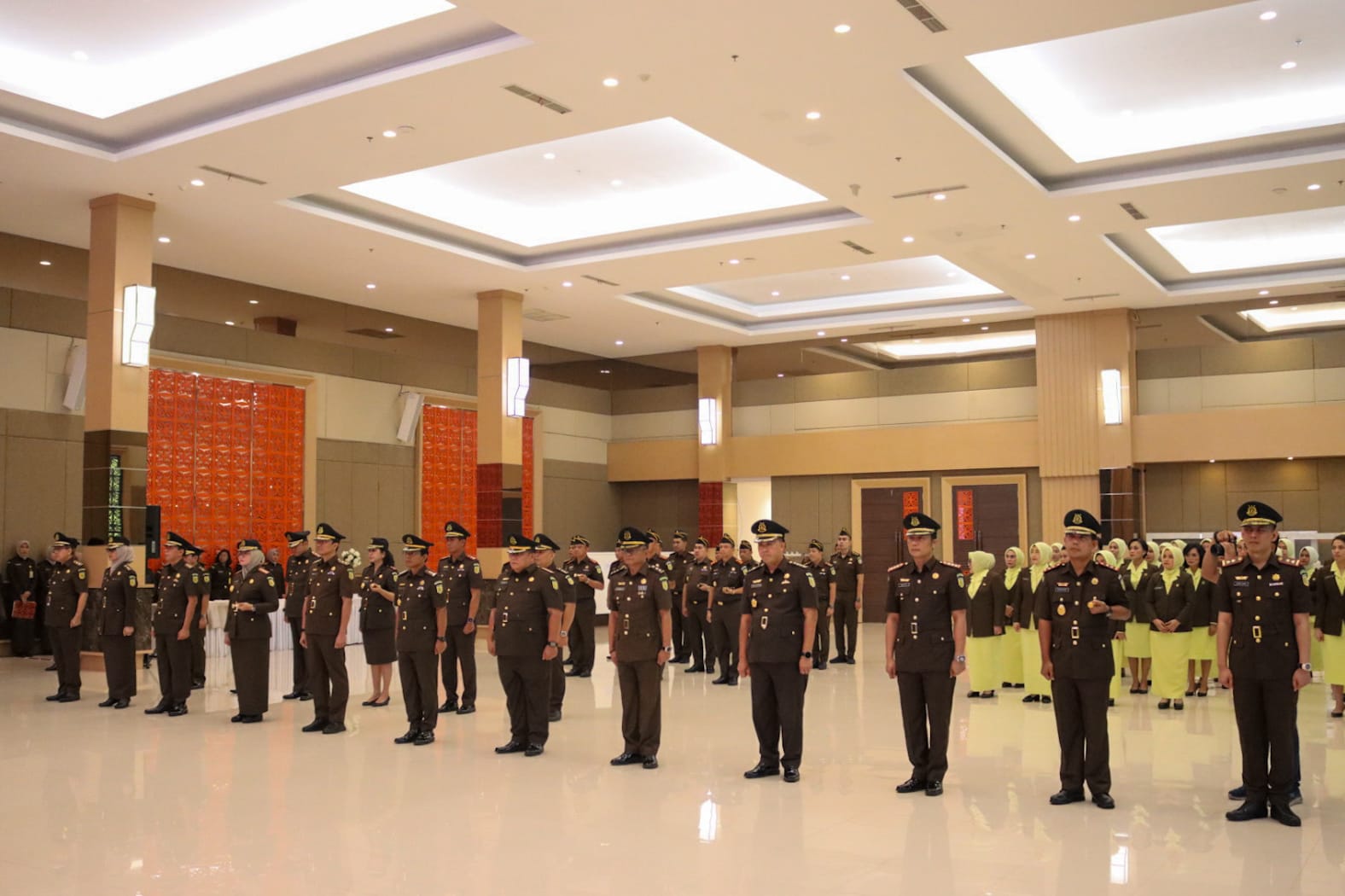 Wakajati, Asisten dan Sejumlah Kajari di Riau Dilantik Kajati Akmal Abbas, Berikut Nama -Namanya