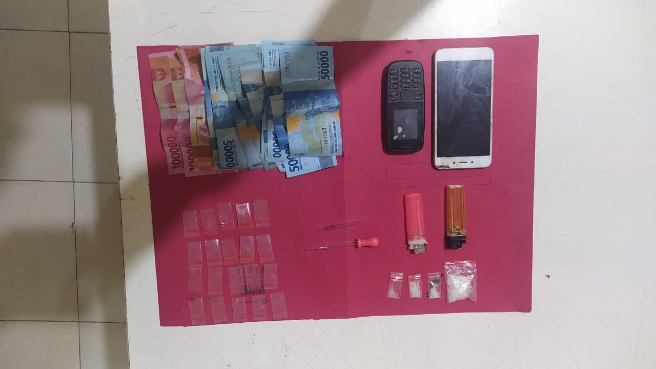 Mencoba Melompat ke Sungai, Pelaku Narkoba Akhirnya Berhasil Diamankan Polsek Tapung Hilir