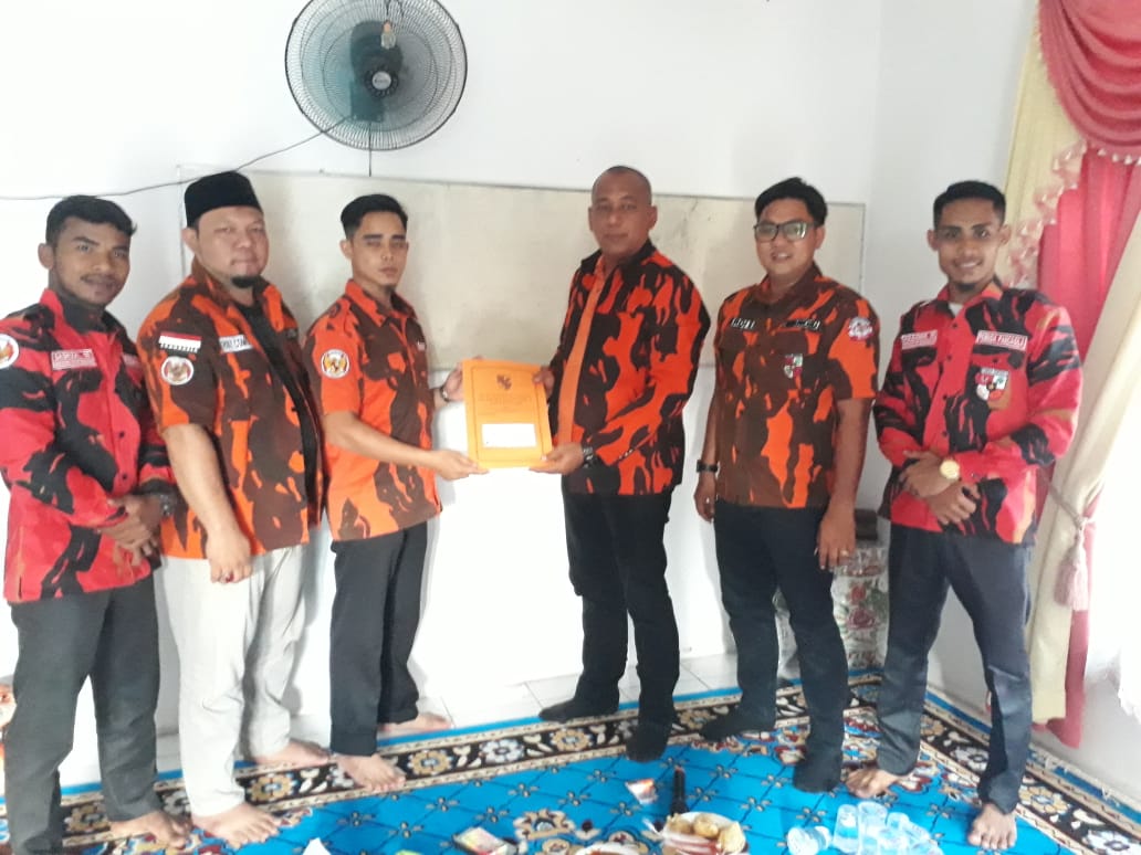 Ketua MPC PP Kabupaten Kampar, Serahkan SK PAC Bangkinang