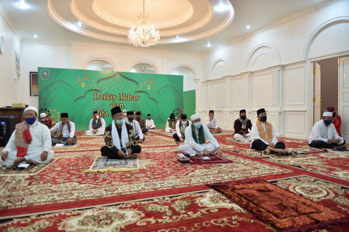 Peringatan Hari Santri Nasional 2020, Pemprov Riau Gelar Zikir Akbar dan Doa Bersama Untuk Keselamat