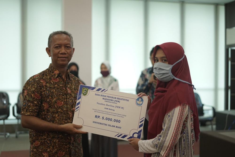 Enam Mahasiswa UIR Terima Bantuan Dana Program Transfer Kredit Internasional Dikti