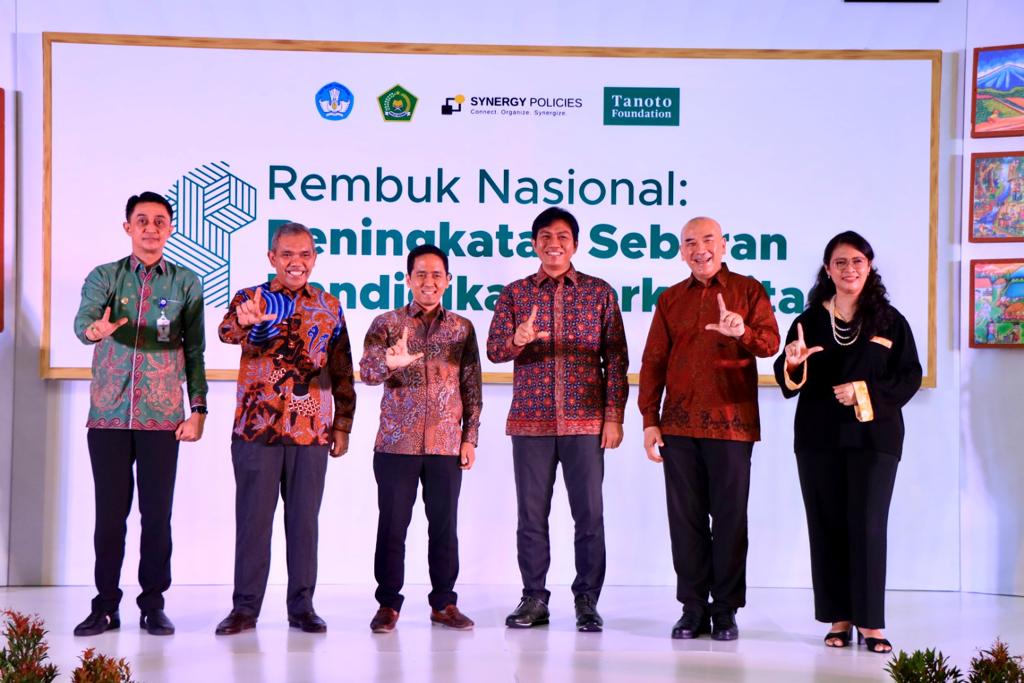 Tingkatkan Kualitas dan Kuantitas Pendidikan, Pj Bupati Kampar Hadiri Rembuk Nasional