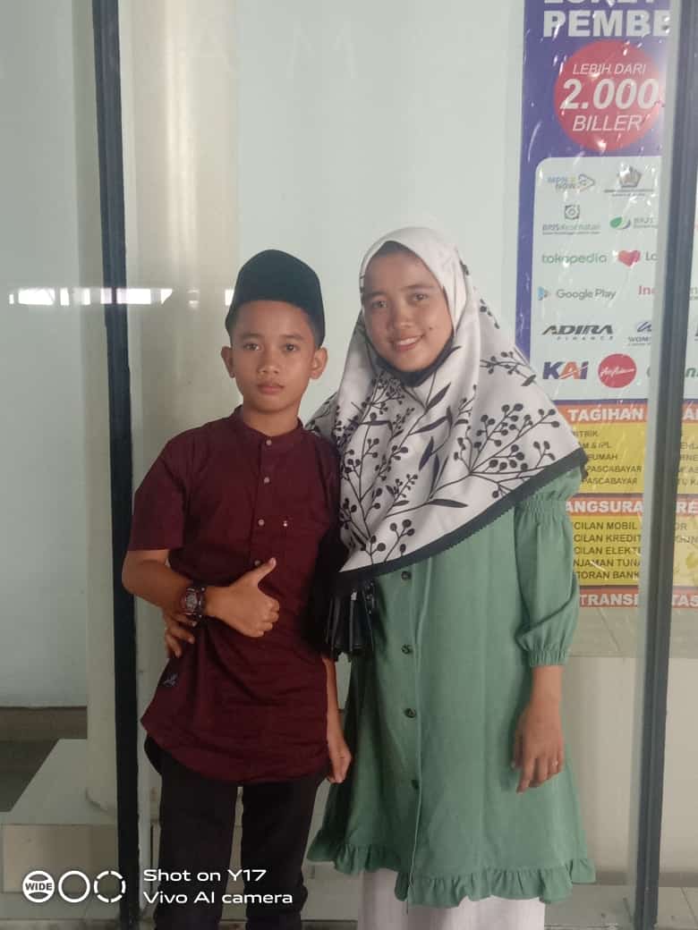 27 Santri Diantaranya Putra Wartawan di Ponpes Al-fatah Kampar, Ikuti Tahfiz Al-Quran di Jawa