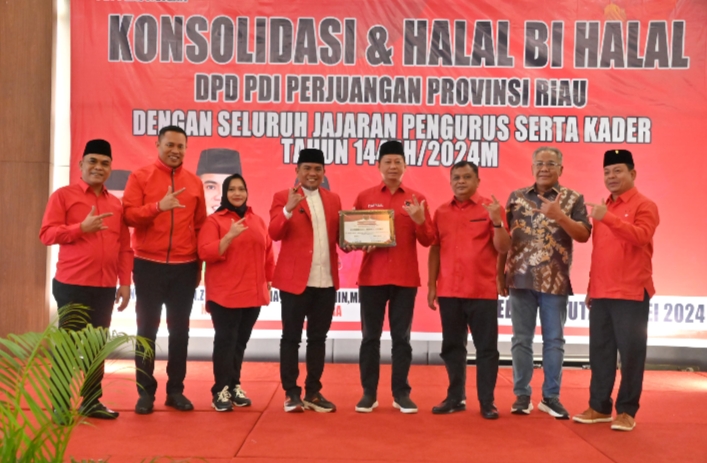 Bupati Bengkalis Kasmarni Hadiri Acara Halal Bihalal PDI Perjuangan di Pekanbaru
