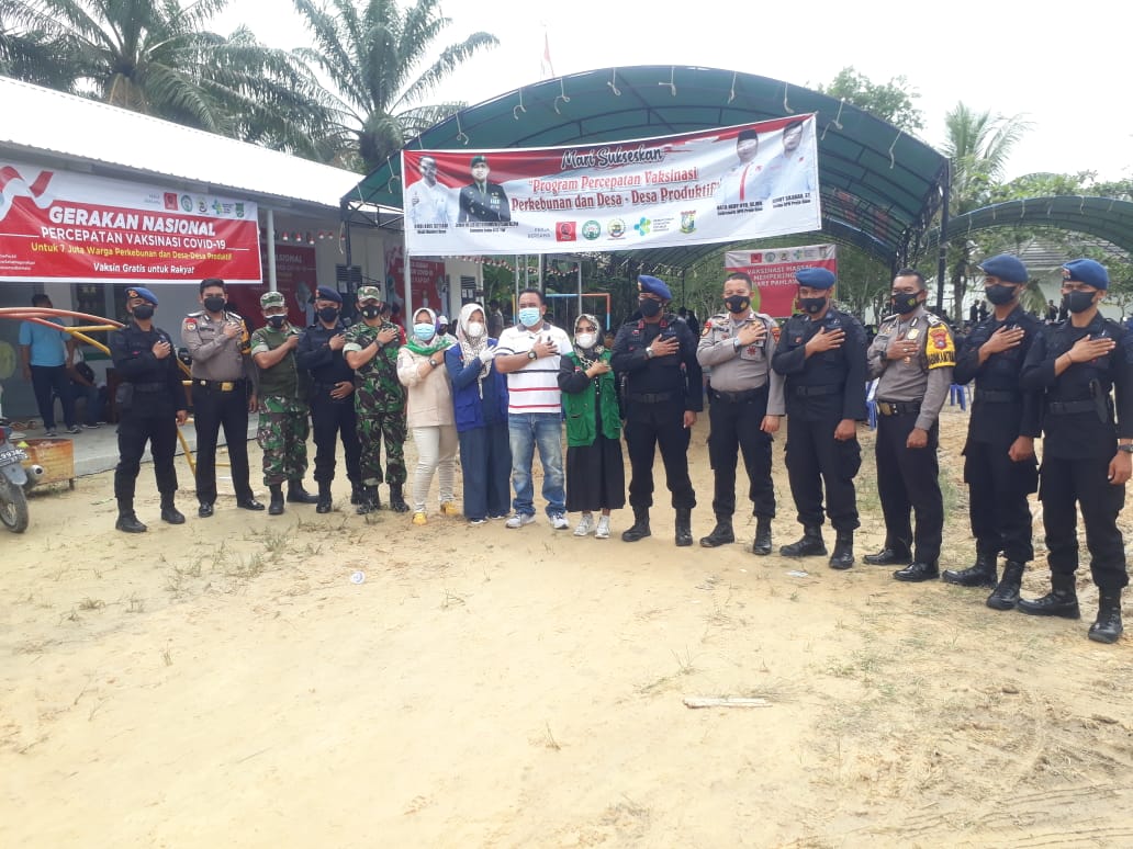 Antusias Masyarakat Ikuti Vaksinasi di PT. Tasma Puja