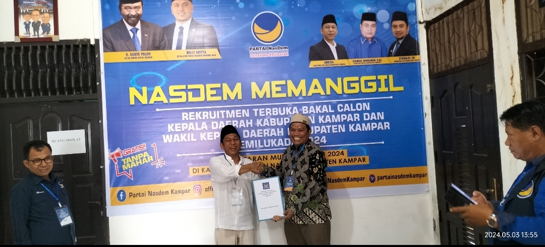 Politisi Senior PPP Kampar Anshar Ambil Formulir Pendaftaran Pilkada 2024 di Partai Nasdem