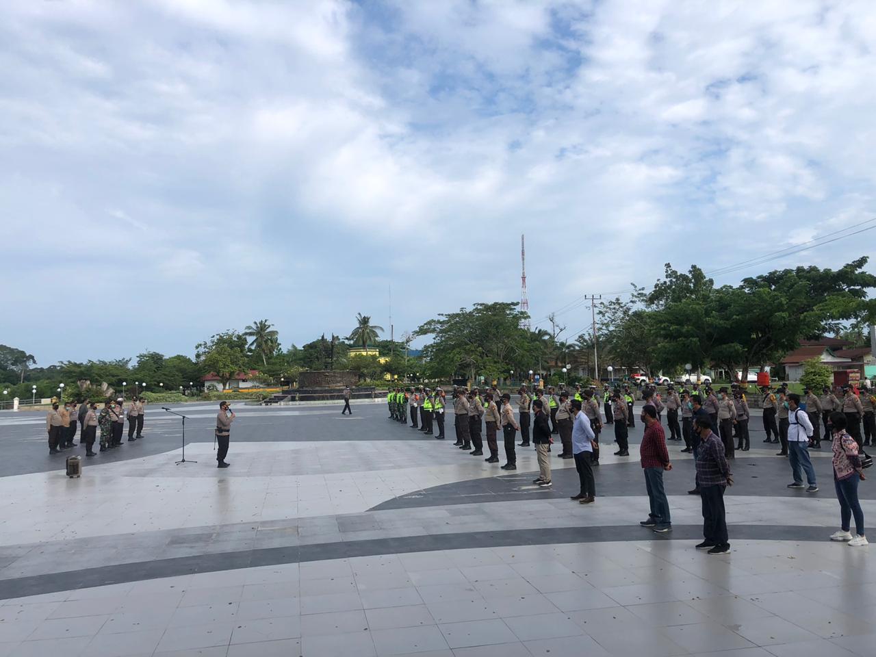 Pimpin Pengamanan, Kapolres Siak " Jangan Ada Keragu - raguan Utamakan Keselamatan."