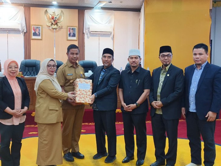 Rapat Paripurna Digelar DPRD Kampar, Penyampaian Rancangan Peraturan Daerah Tentang APBD TA 2026