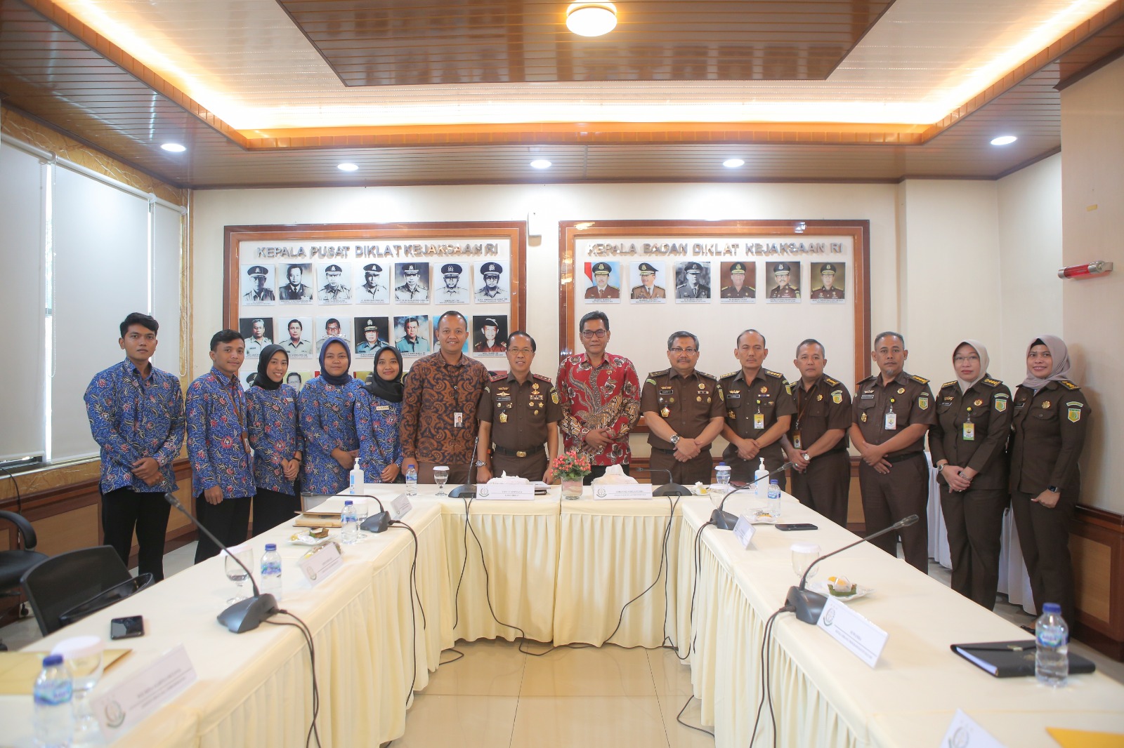 Kepala Badan Pendidikan dan Pelatihan Kejaksaan RI Menerima Audiensi Anggota Ombudsman RI