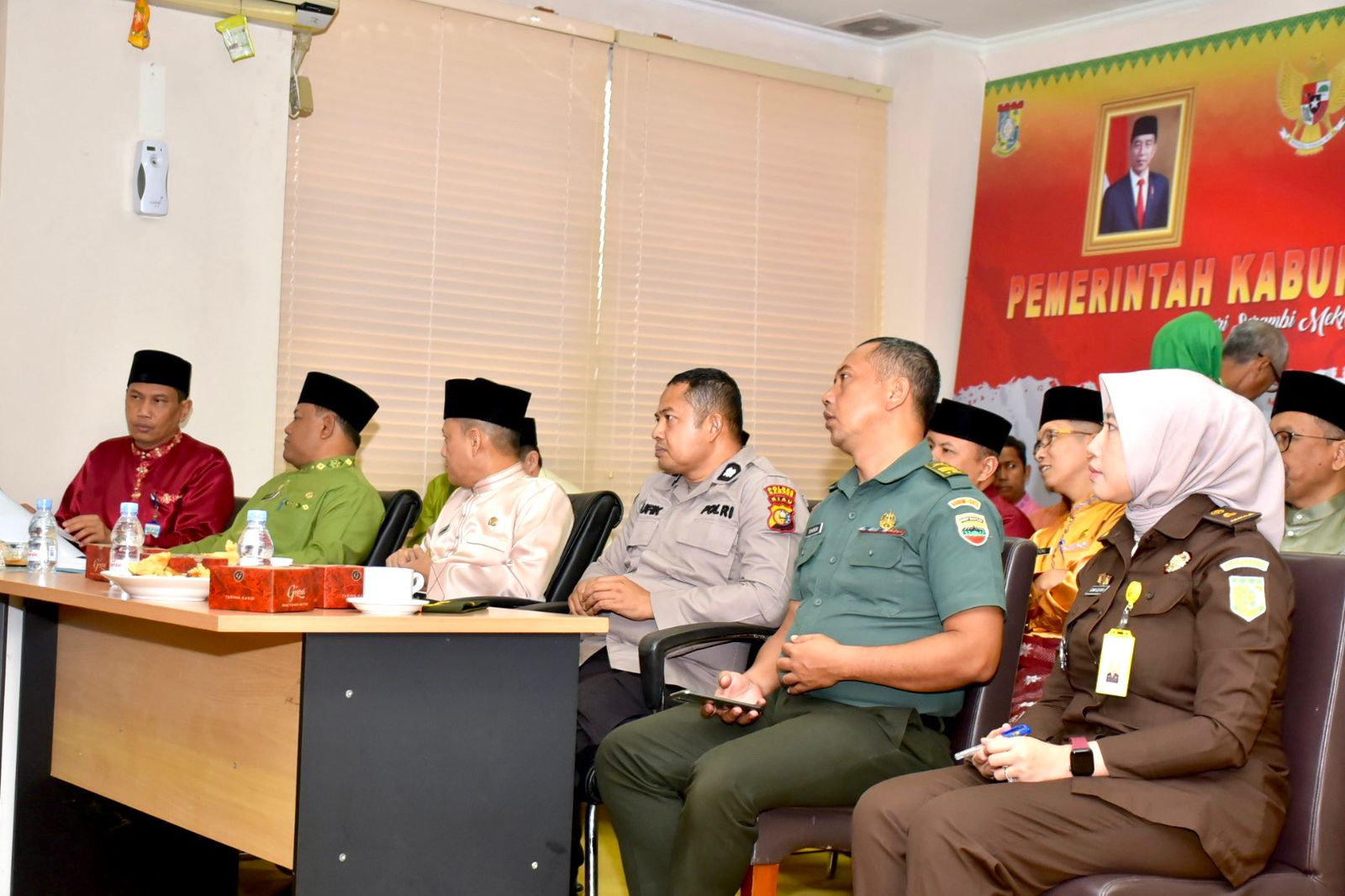 Rakor dan Pembahasan Langkah Kongret Pengendalian Inflasi Diikuti Pj Bupati Kampar