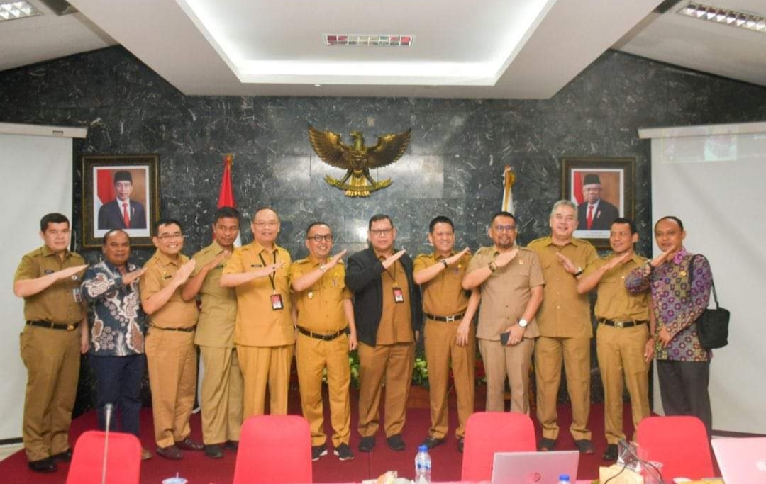 Firdaus Sampaikan Laporan Triwulan ll Pelaksana Tugas Pj Bupati Kampar 23 Agustus - 23 November 2023