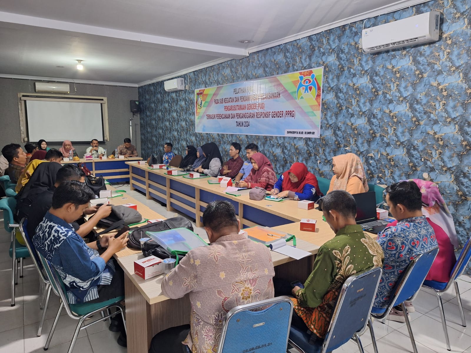 Pelatihan PPRG Dilaksanakan DPPKBP3A Kampar